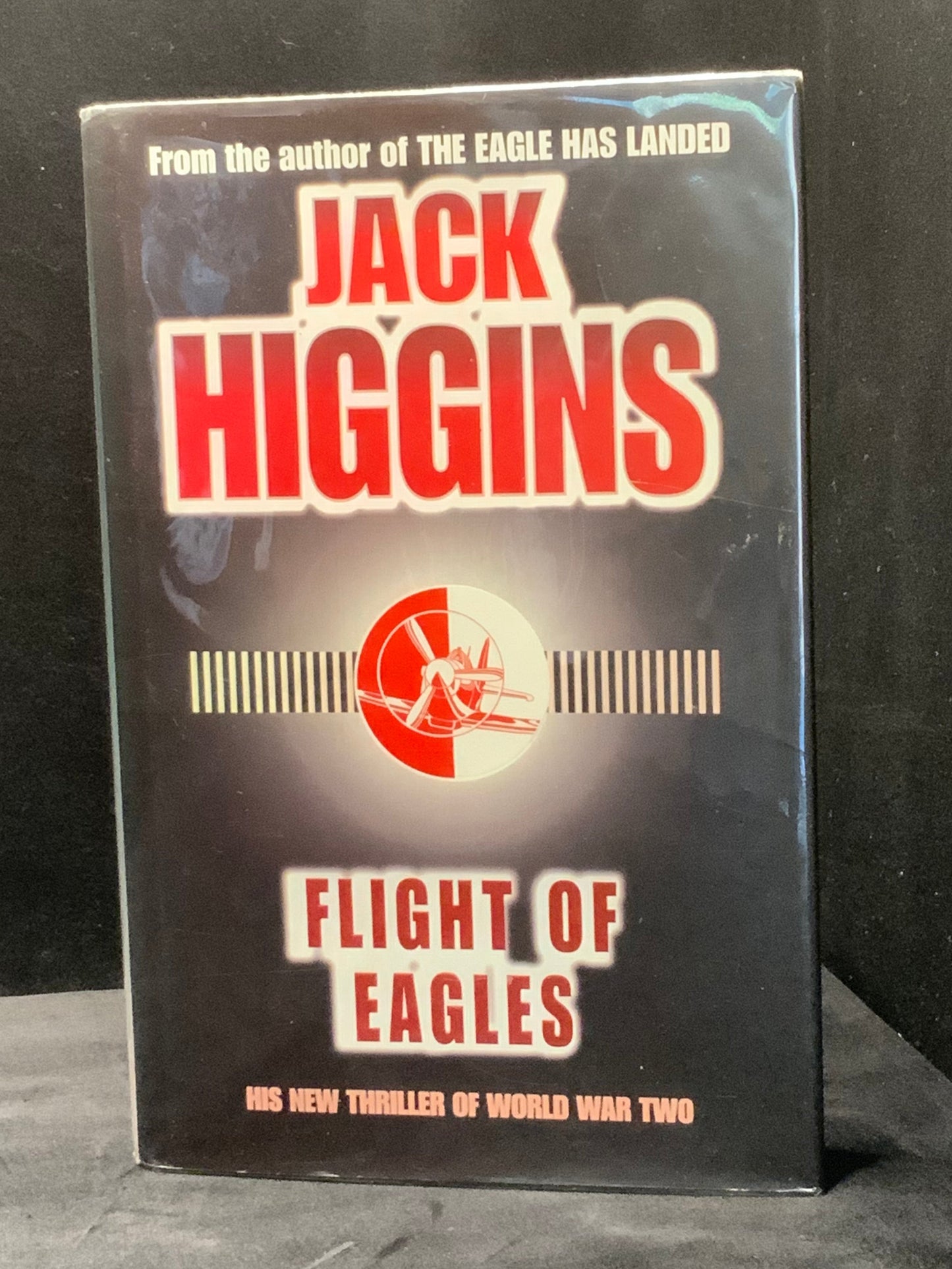 Flight of Eagles. Jack Higgins (1990).