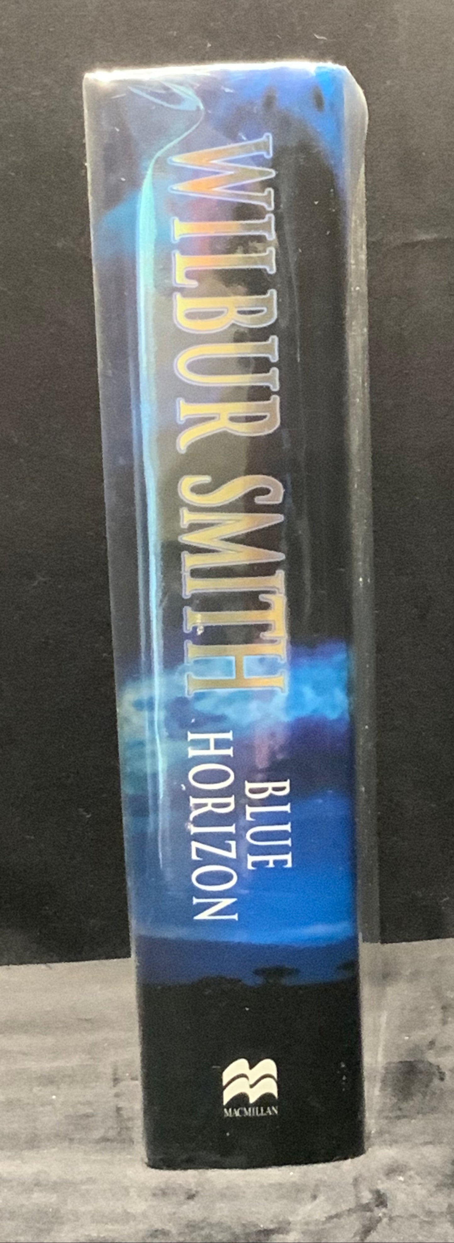 Blue Horizon (Wilbur Smith - 2003) 1st Edition